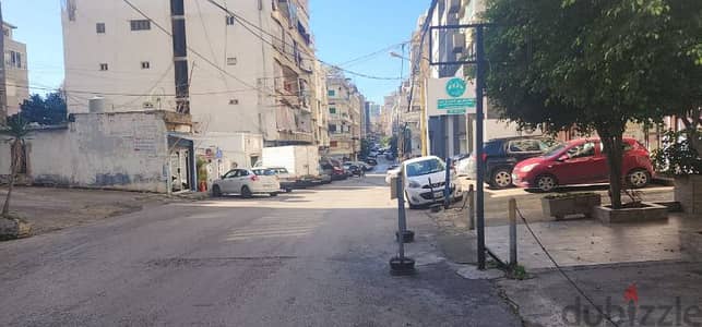 Shop for Sale in Ain El Remmaneh - محل للبيع في منطقة عين الرمانة