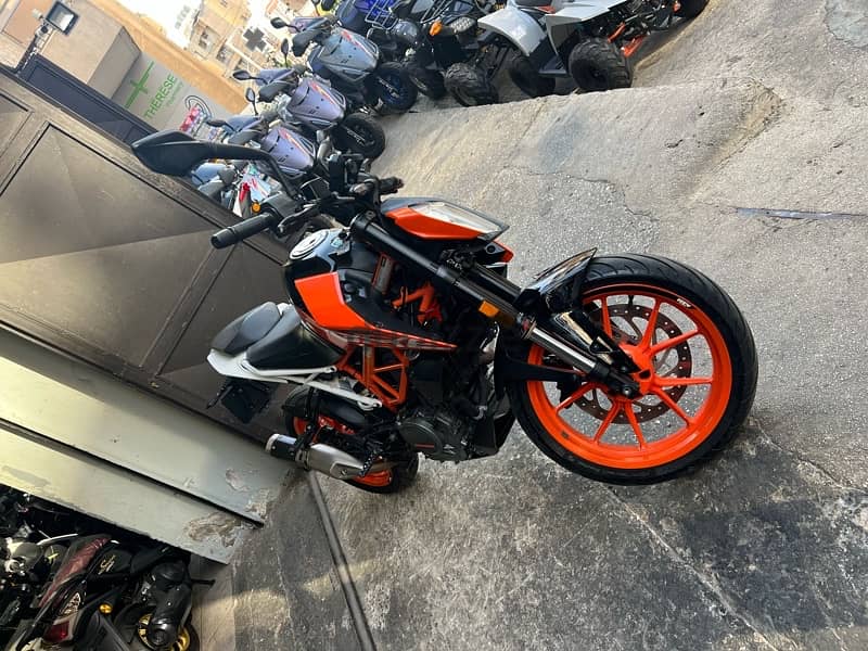 KTM Duke 390 5