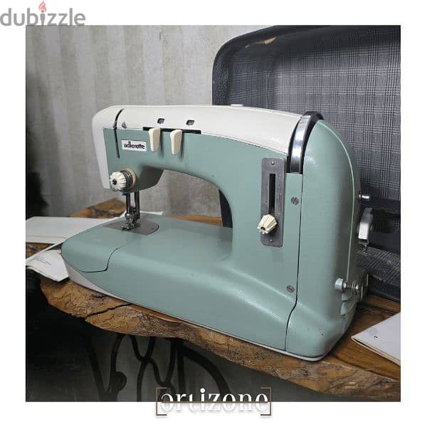 Vintage Sewing Machine 5