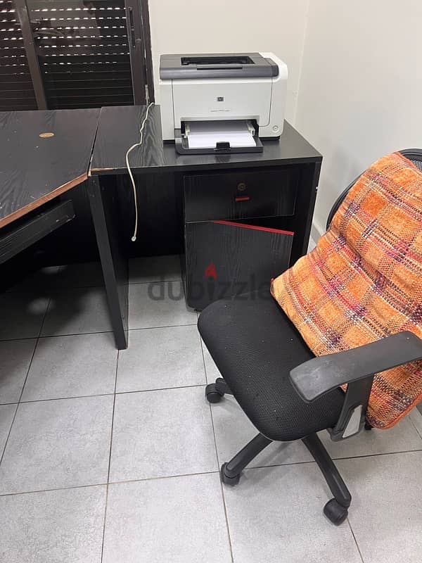 Used office furniture for Sale 2