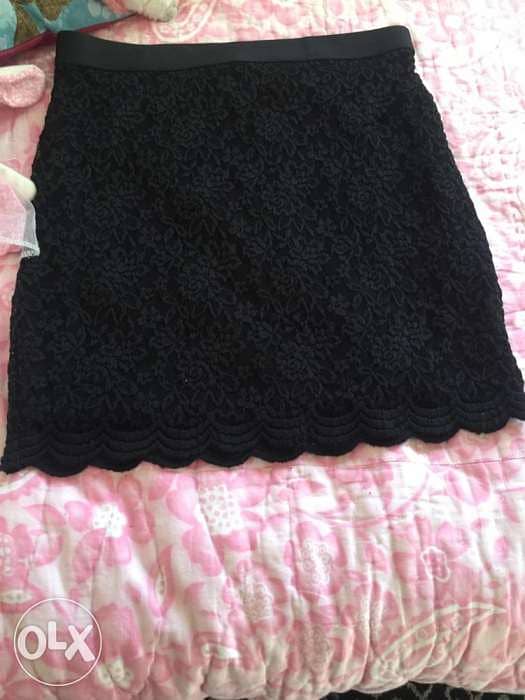 Nice black skirt size medium (forever 21) 2