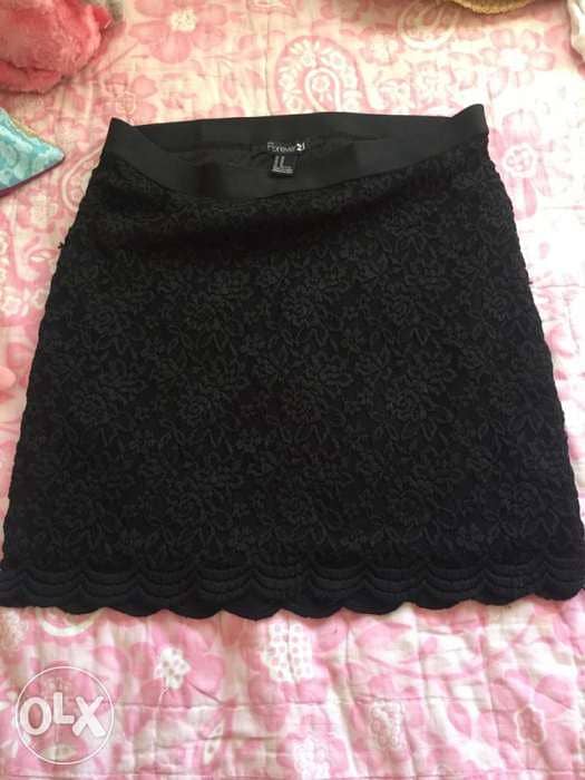 Nice black skirt size medium (forever 21) 3