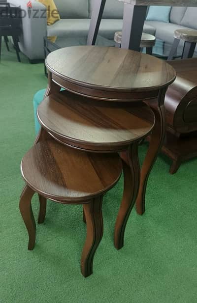 set wood table. طاقم طاولات فراكي