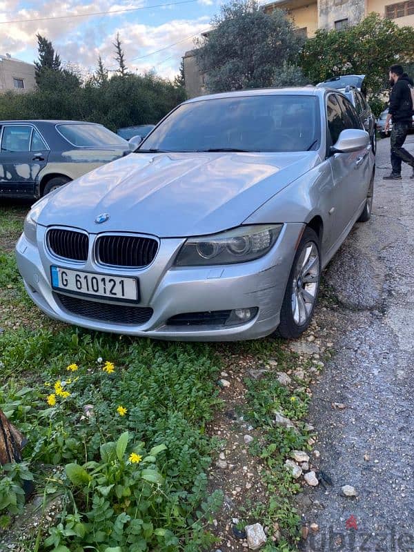 BMW IX 2011 0