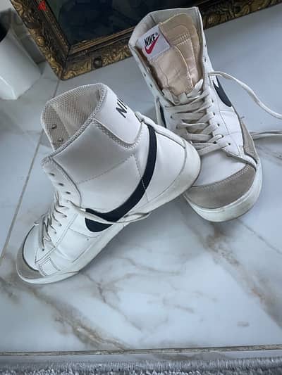 Nike blazer