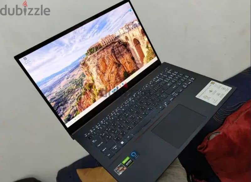 Asus barely used 1 month high fps gaming laptop 1