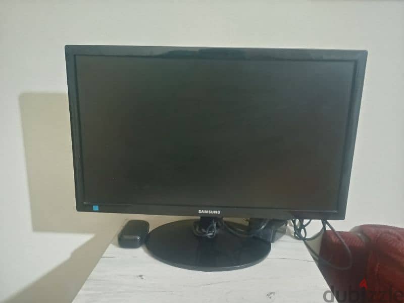 Samsung Monitor for Sale - شاشة سامسونج للبيع 2