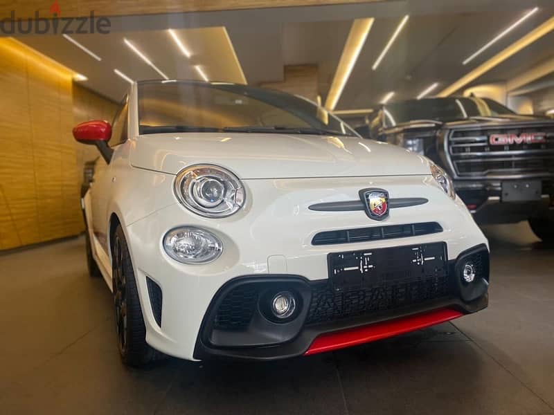 Fiat 500 Abarth 2021 0