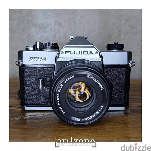 Fujica STX-1 Camera 0