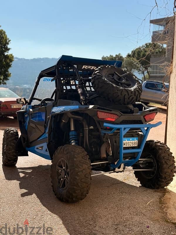 RZR CLEANEST IN TOWN! 4