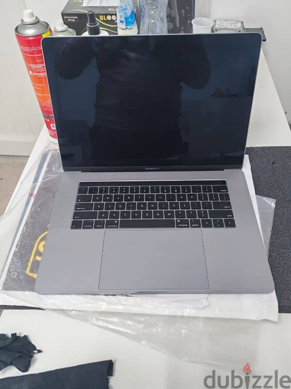 macbook pro core i9 1