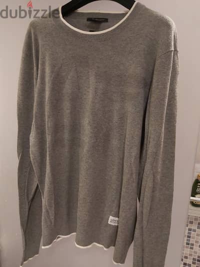 Armani Exchange sweater size Medium