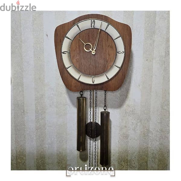 Vintage wall clock 0