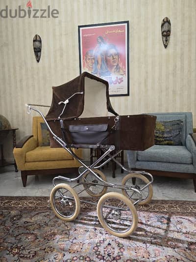 Vintage stroller عربة أطفال انتيك