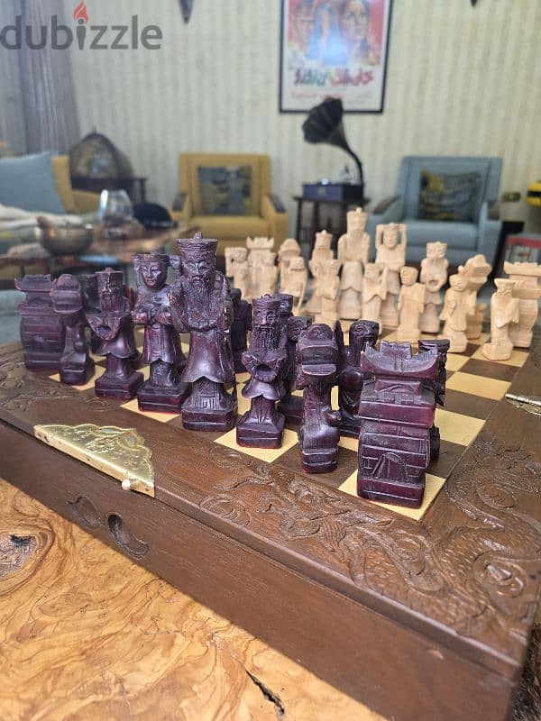 Vintage Chessboard  طاولة شطرنج انتيك 2