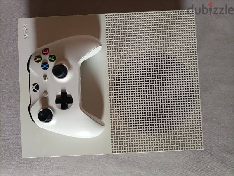 xbox one s -1TB 2