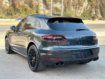 Porsche Macan GTS 2017