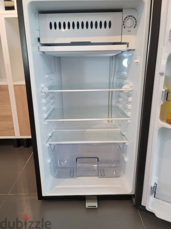 AGI Refrigerator (Excellent condition) 2