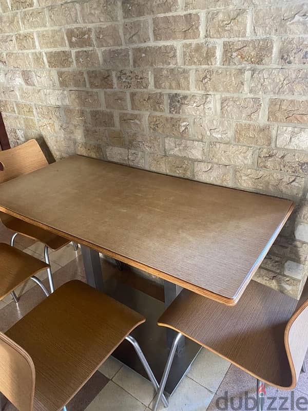 Table with 4 Chairs 2