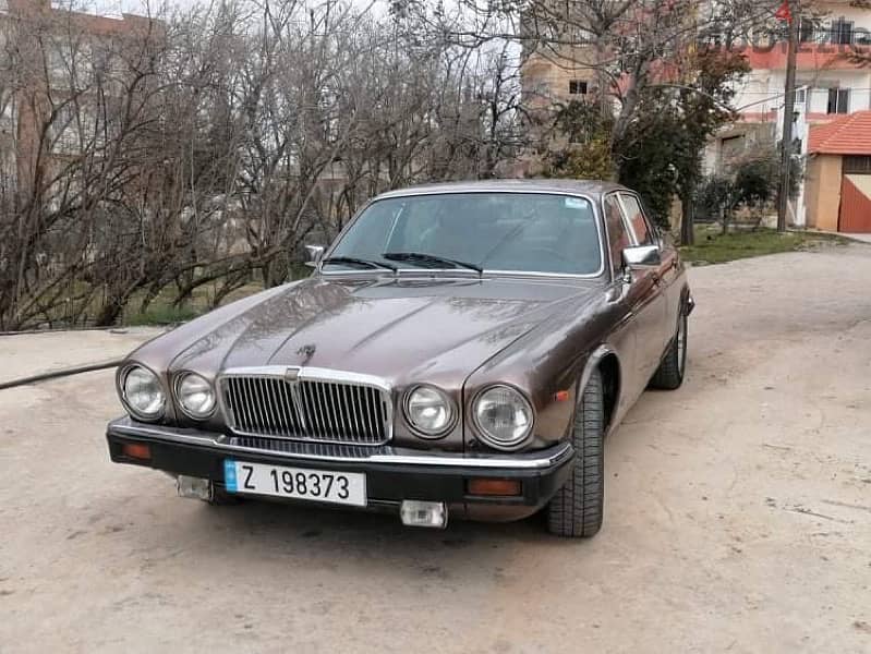 Jaguar XJ6 1982 0