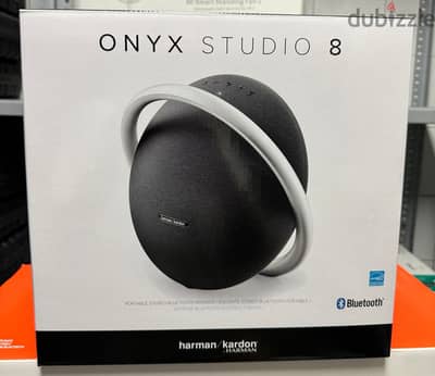 harmon kardon Onyx studio 8 black