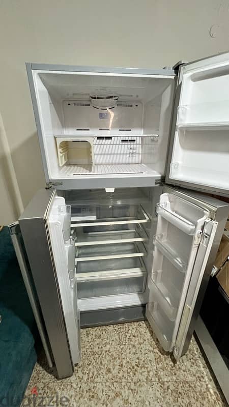 inverter refrigerator Hitachi 2