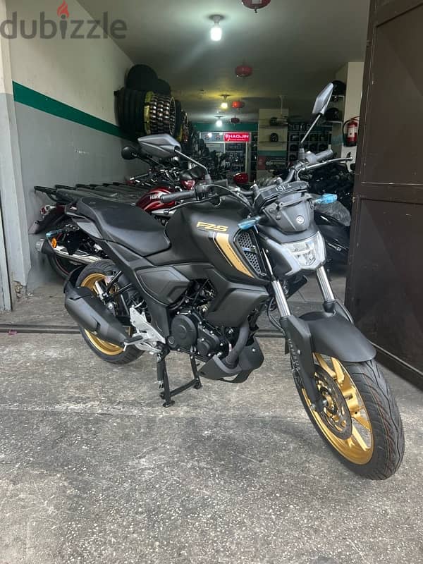 Yamaha FZS 150 4