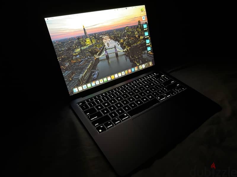 Macbook M1 Air 4