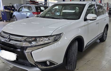 Mitsubishi Outlander 2016