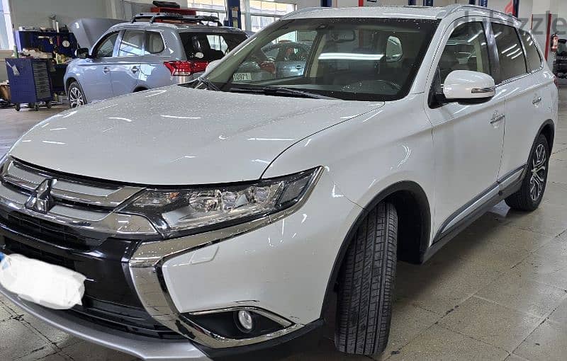 Mitsubishi Outlander 2016 0