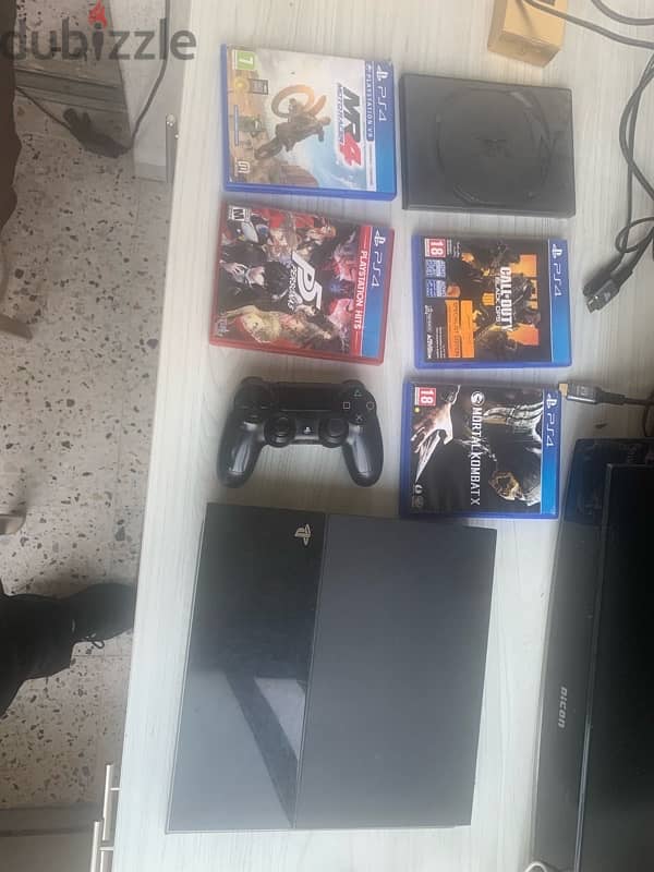 PS4 Fat Original Controller 5 games 2