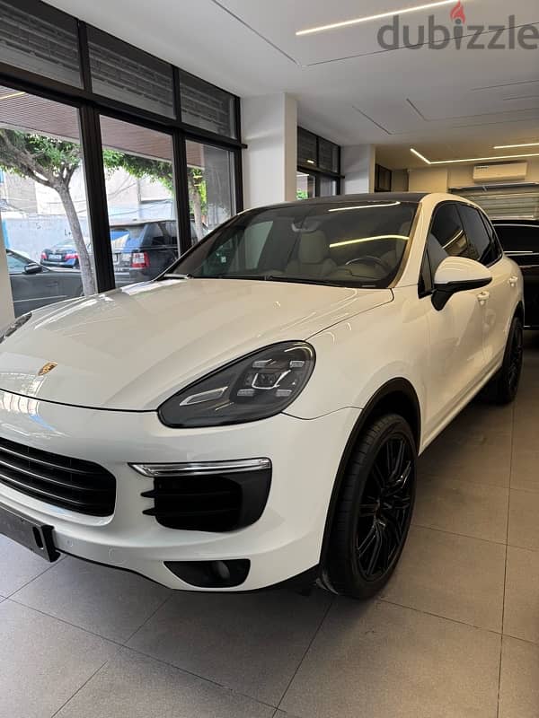 Porsche Cayenne 2016 0