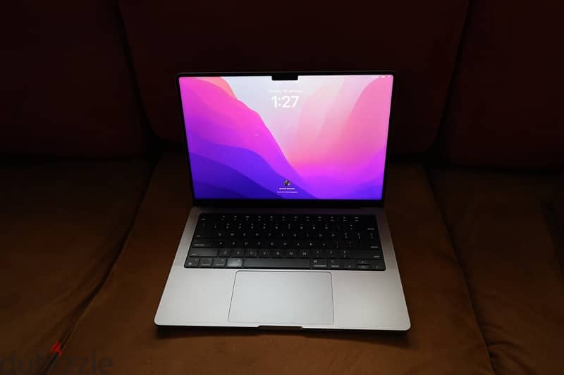 MacBook M2 - 2023 1