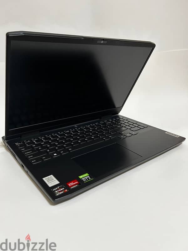 Lenovo IdeaPad 3 15ARH7 / 16GB RAM / SSD 512GB / RYZEN 7 4