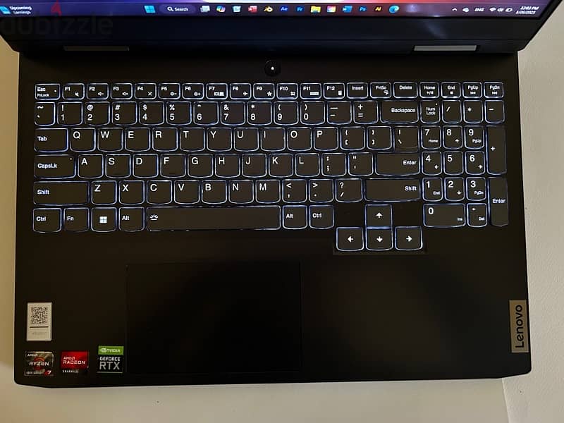 Lenovo IdeaPad 3 15ARH7 / 16GB RAM / SSD 512GB / RYZEN 7 10