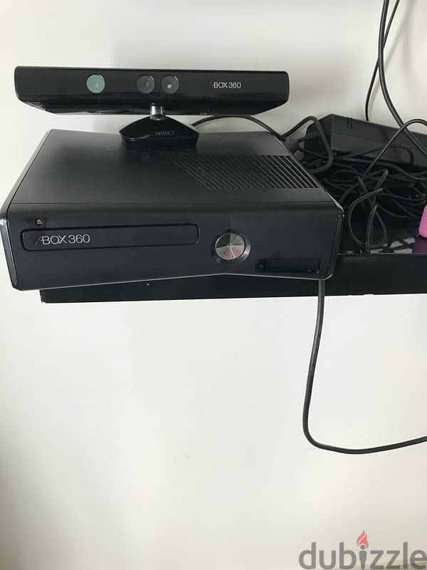 black used but in excellent condition xbox 360+ controllers and cds 1