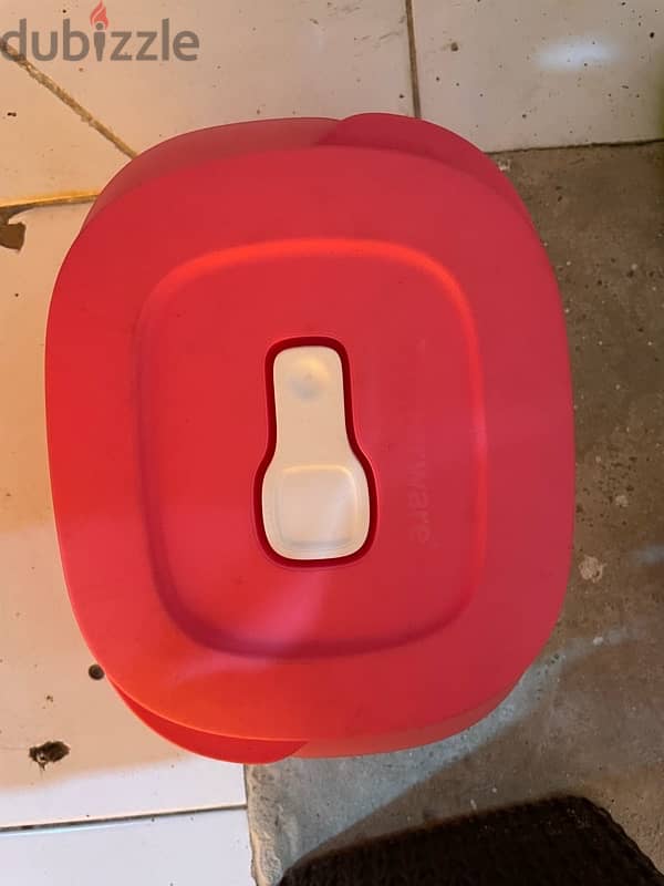 tupperware items 4