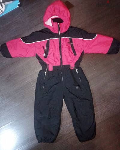 snow suit 5/6 years