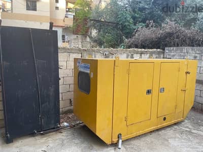 مولد كهرباء Perkins 40KVA مع خزان مازوت