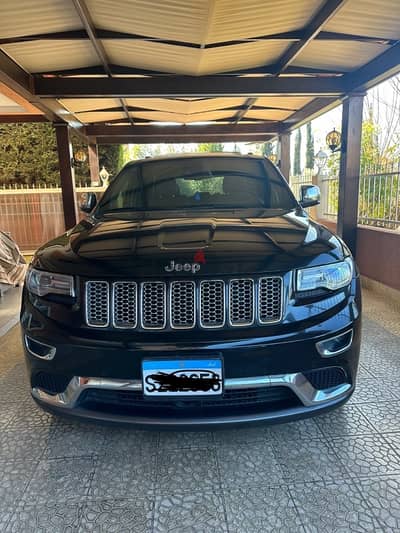 Jeep Grand Cherokee Summit V8