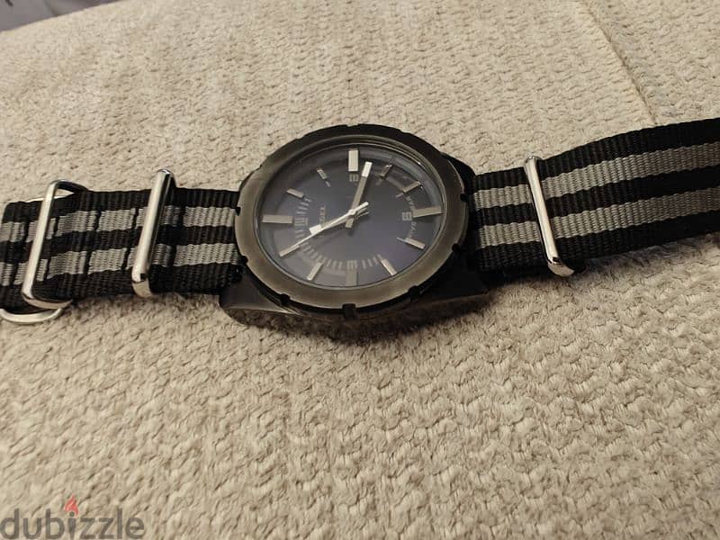 diesel gun-metal watch blue sunray dial 1