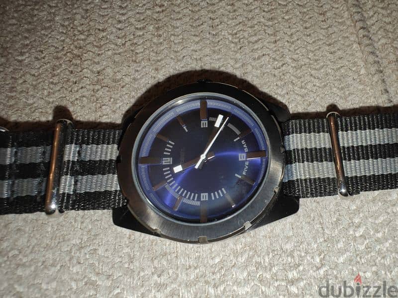 diesel gun-metal watch blue sunray dial 7