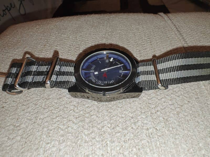 diesel gun-metal watch blue sunray dial 8