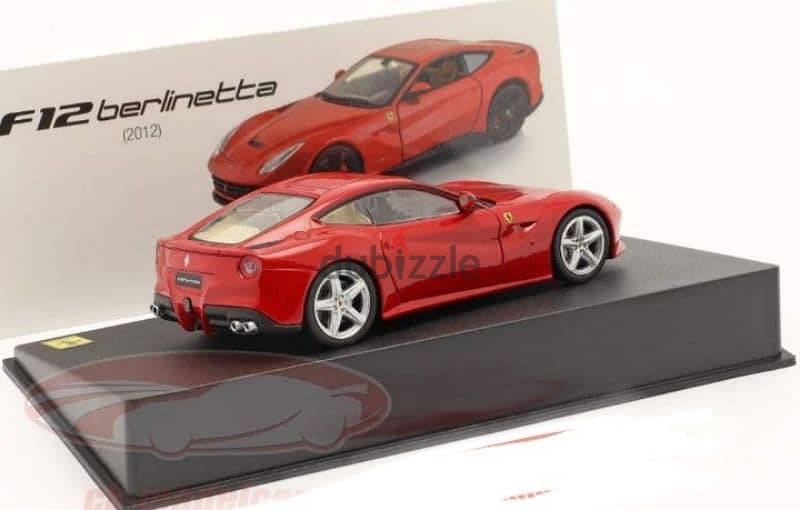 Ferrari F12 Berlinetta 2012 diecast car model 1;43. 4