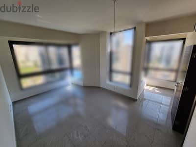 Offices with Terrace for rent in Adlieh - مكاتب للإيجار في  العدلية