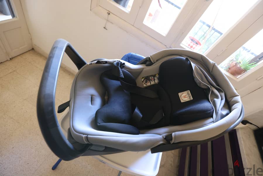 Peg Perego Car Seat 2