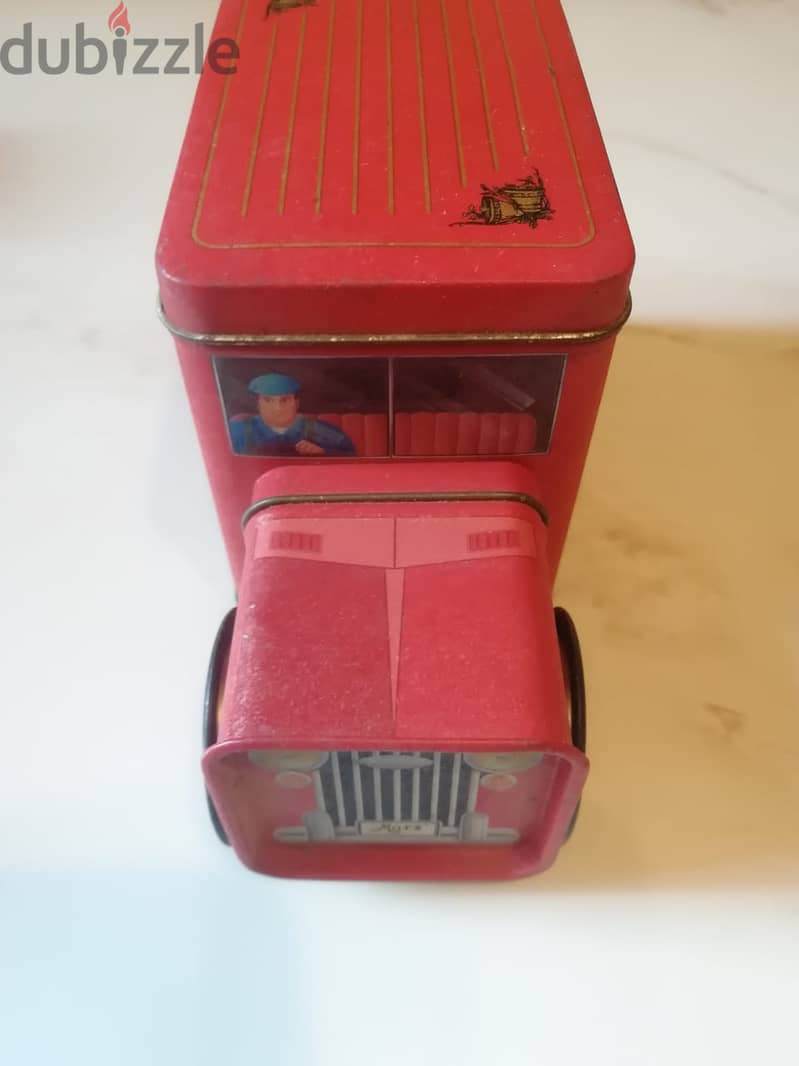 Vintage tin Milky Way - Mars chocolate collectable trucks 7