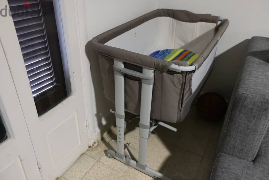 Baby Bedside Crib 2