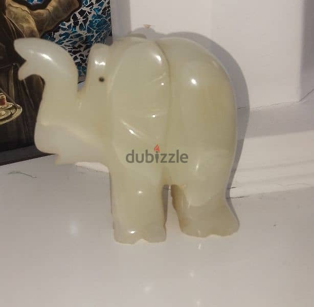 Marble Onyx Elephant Figurine 0