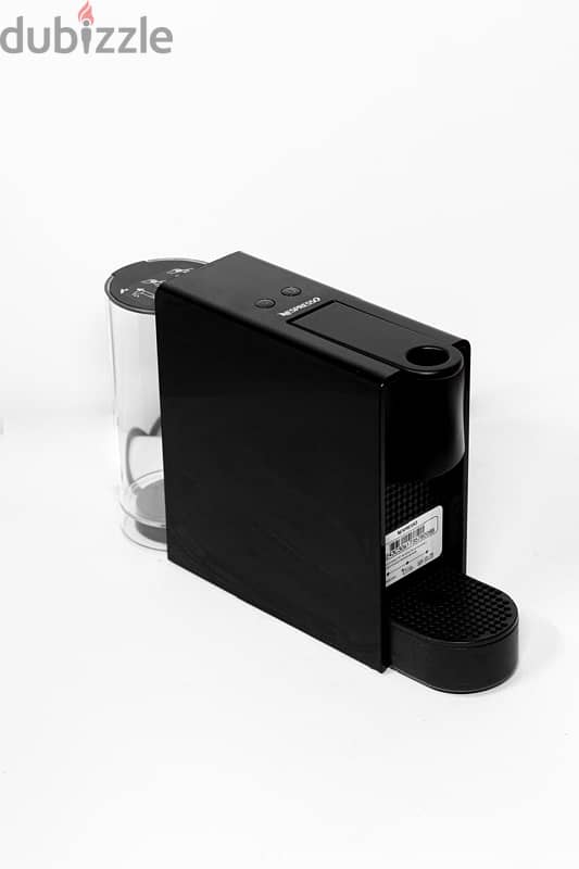 Nespresso Mini Essenza 0